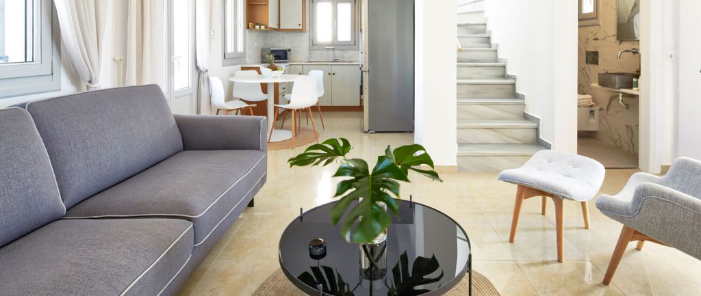 Rooms & Interior